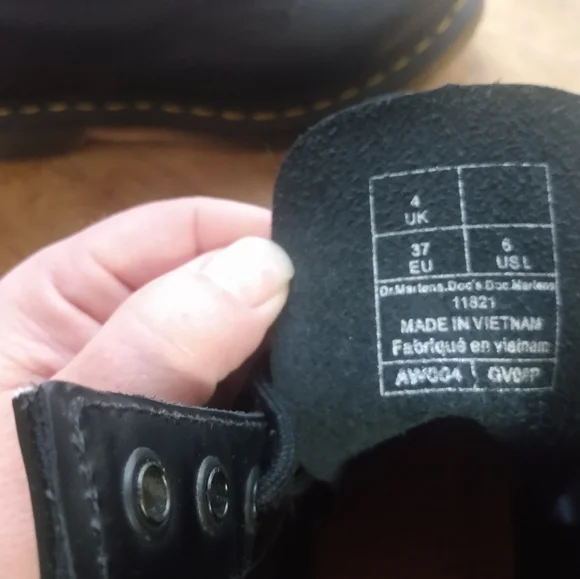 Dr. Martens 1460 Smooth Boots - Picture 5 of 8